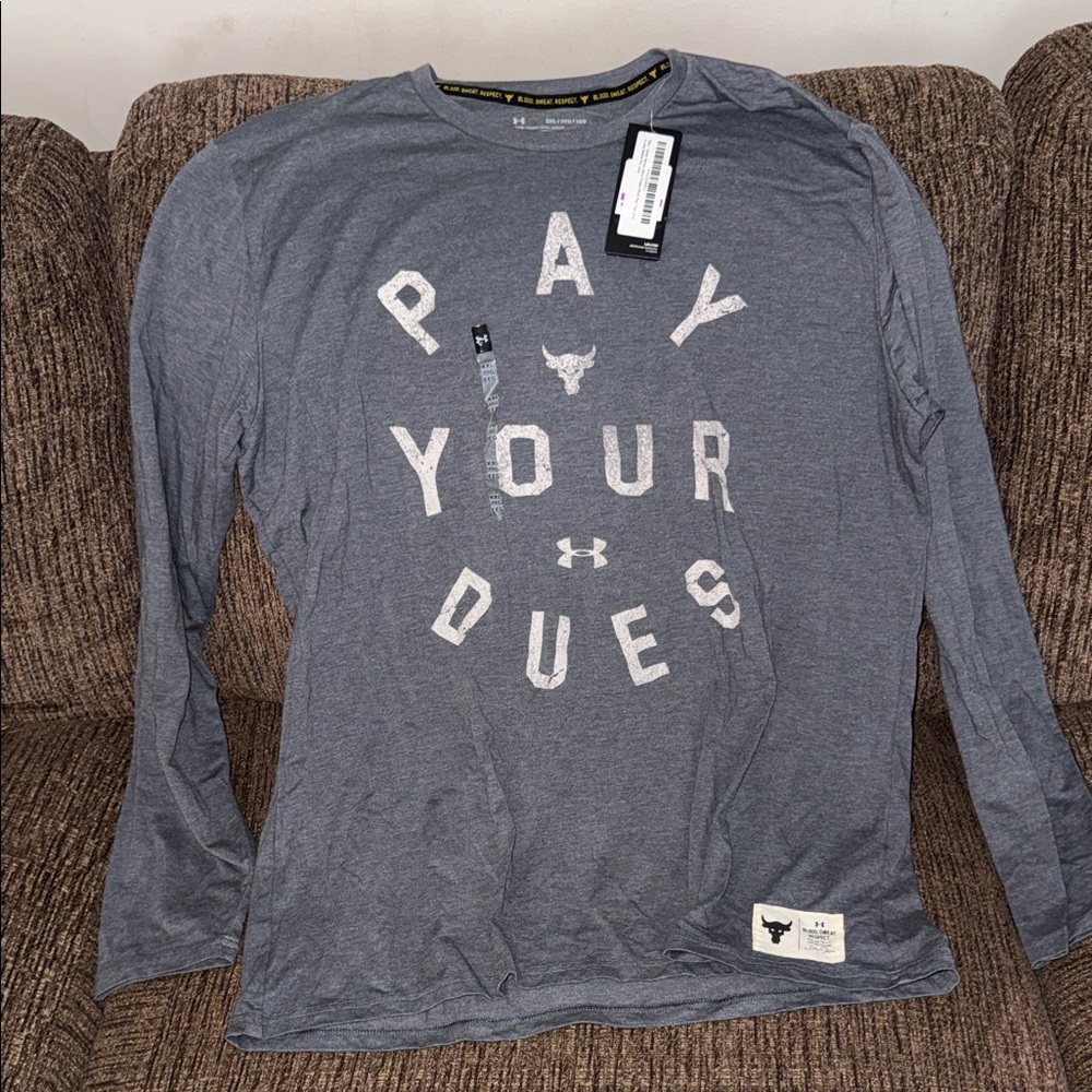 Under Armour Men's Long Sleeve 'Pay Your Dues' Graphic Shirt - Heather Gray